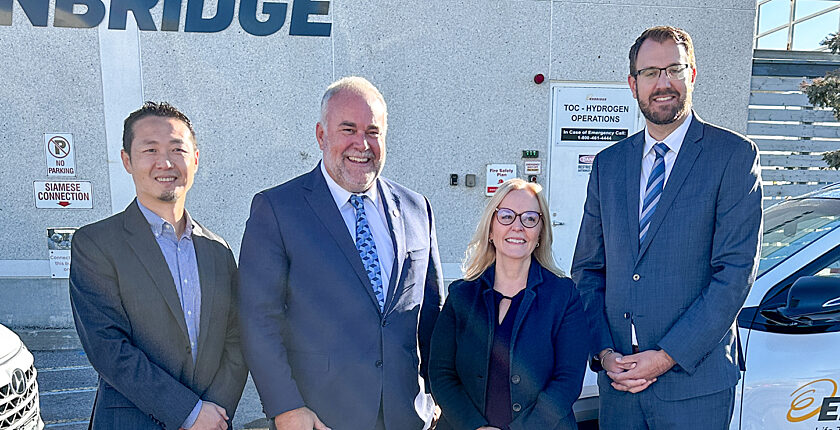 Kinectrics and other leading representatives at Hydrogen Innovation Fund announcement event