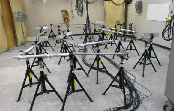 Transmission & Distribution Connectors in ready state for cycling heating tests