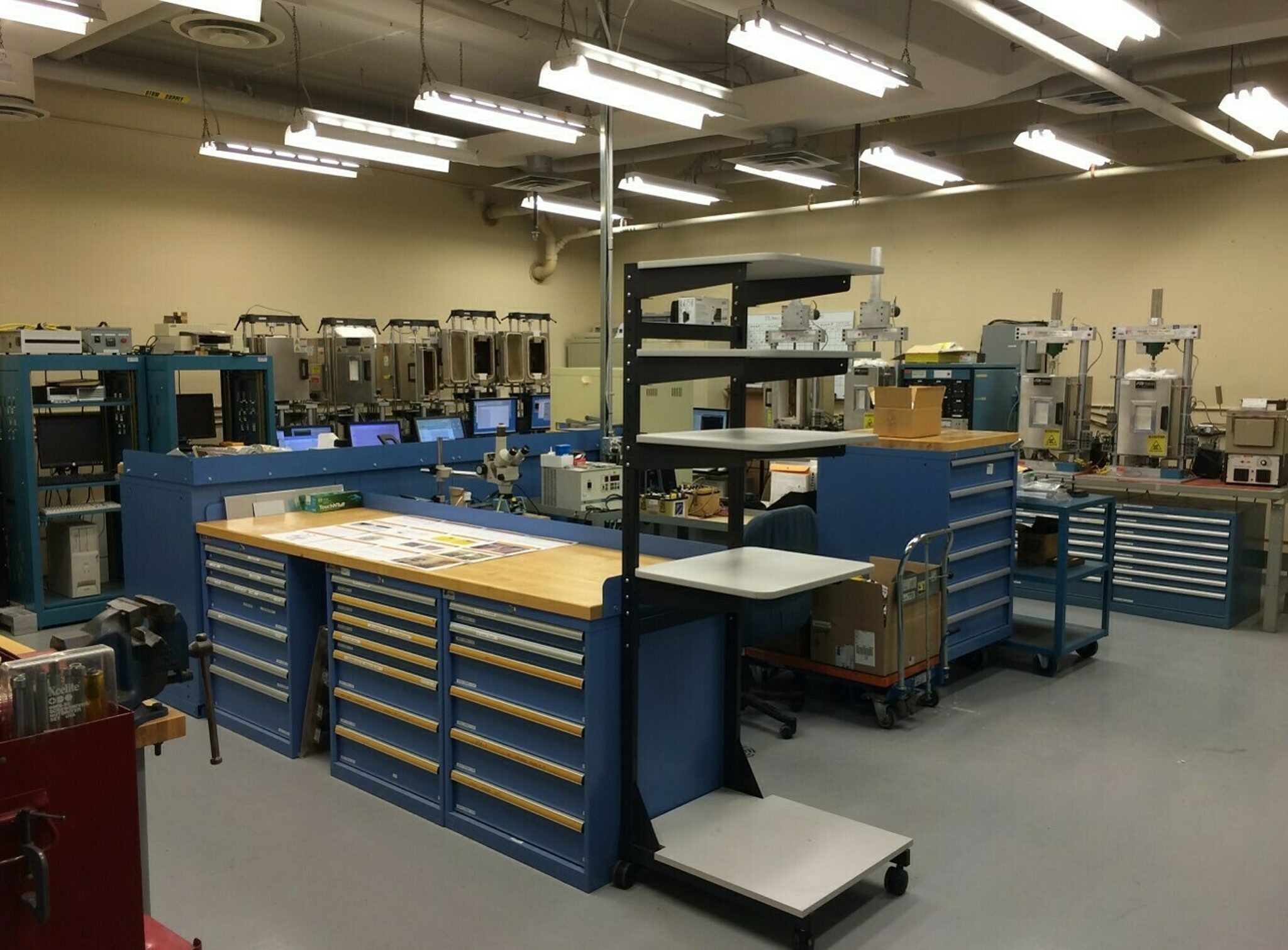 Interior photograph of a Kinectrics workshop